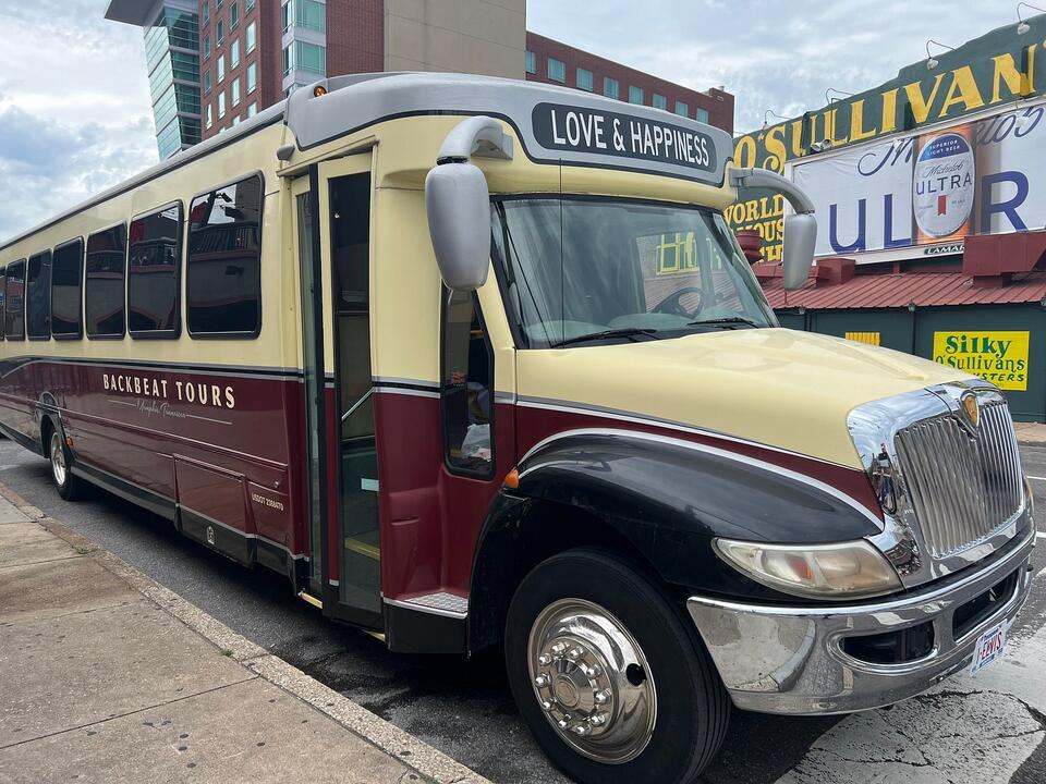 memphis mojo bus tour